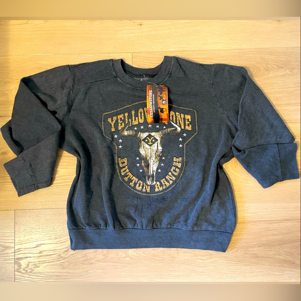 Yellowstone Dutton Ranch Gray Paramount Graphic Sweatshirt Sz Jr. L NWT!